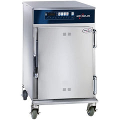 Alto-Shaam 500-TH/III 19" 5 Full-Size Pan Electronic Cook and Hold Oven with 4-Digit LED Display