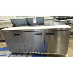 (DEMO) Delfield 4472N-12 72" 3-Door Refrigerated Salad/Sandwich Prep Table