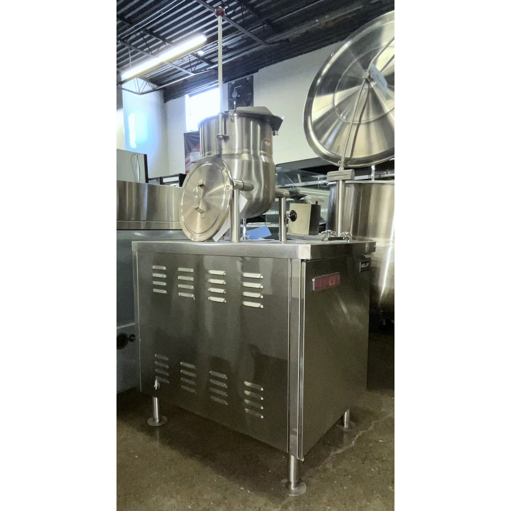 (DEMO) Crown Steam EMT-6 6-Gallon Electric Steam Kettle - 208V / 3Ph