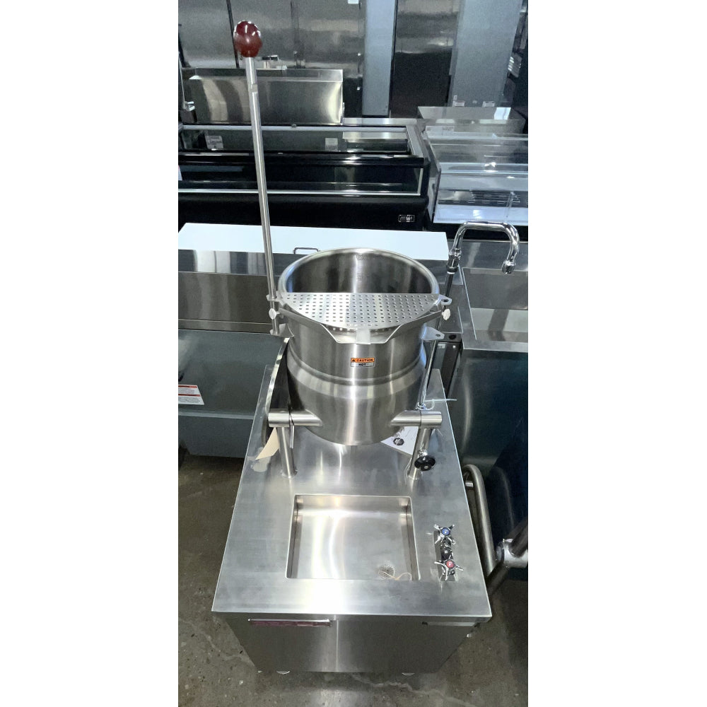 (DEMO) Crown Steam EMT-6 6-Gallon Electric Steam Kettle - 208V / 3Ph