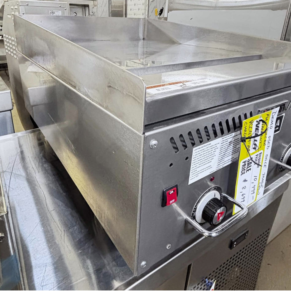 (DEMO) Vulcan VCCG24-AR01 24" Natural Gas Griddle with Atmospheric Burners & Chrome Plate - 60,000 BTU