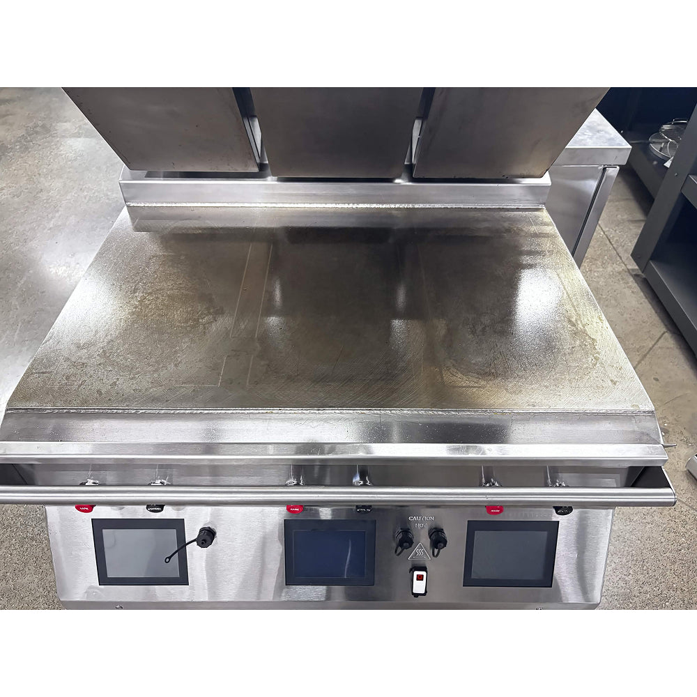 (SHOWROOM MODEL) Taylor L811 36" High-Volume Gas/Electric 3-Platen Commercial Clamshell Griddle