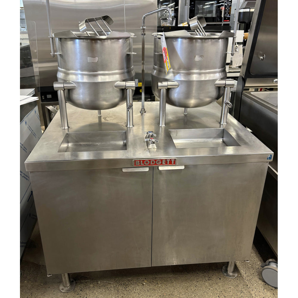 (USED) Crown Steam EMT-10 10-Gallon Electric Steam Kettle - 208V / 3Ph