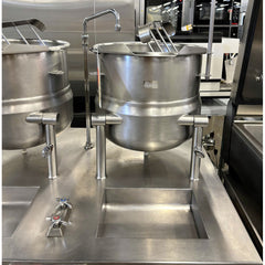 (USED) Crown Steam EMT-10 10-Gallon Electric Steam Kettle - 208V / 3Ph