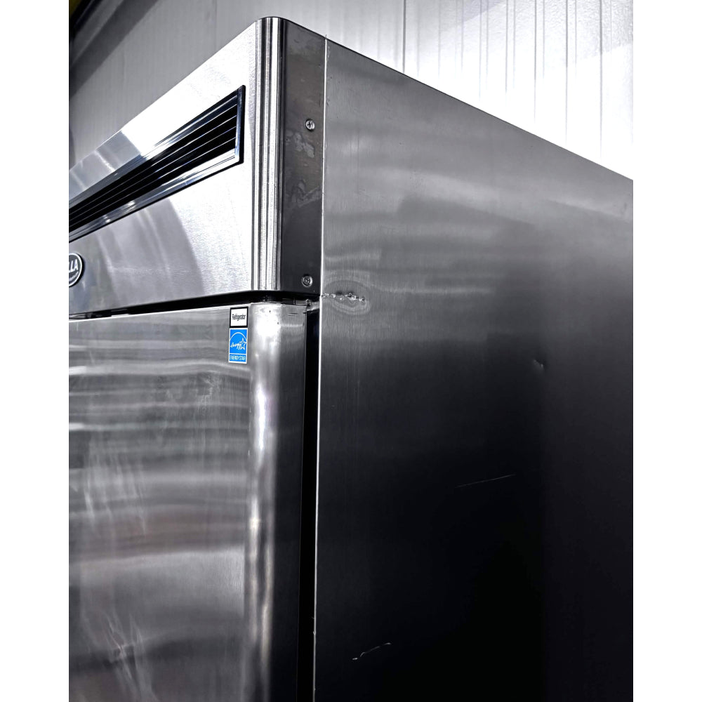 (USED) Atosa MBF8505GR 27" Bottom Mount Solid Door Reach-In Refrigerator - 19.1 Cu. Ft.