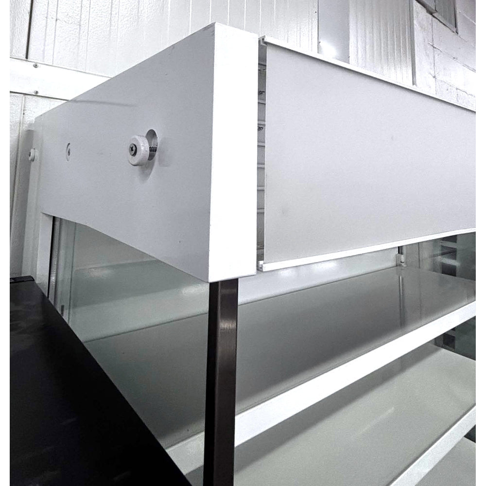 (USED) Turbo Air TOM-50SEW-N 51" White Refrigerated Vertical Open Air Curtain Merchandiser - 21.3 Cu. Ft.