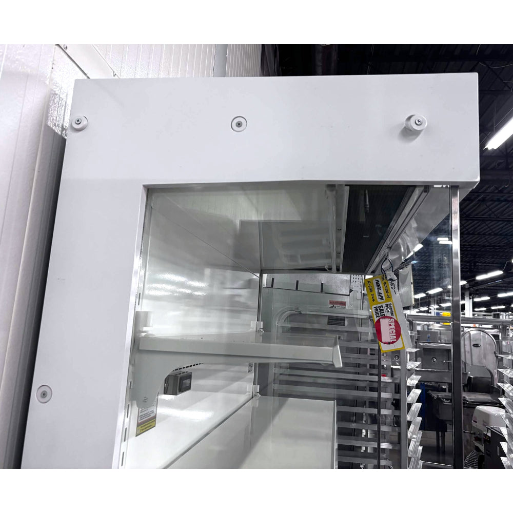 (USED) Turbo Air TOM-50SEW-N 51" White Refrigerated Vertical Open Air Curtain Merchandiser - 21.3 Cu. Ft.